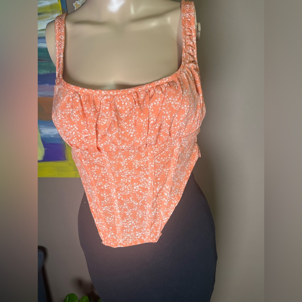 PrettyLittleThing Peach Floral Corset Style Crop Top - Size 8
